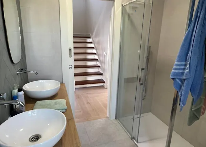 Espectacular Casa En By Bebalmy Salinas (Castrillon)