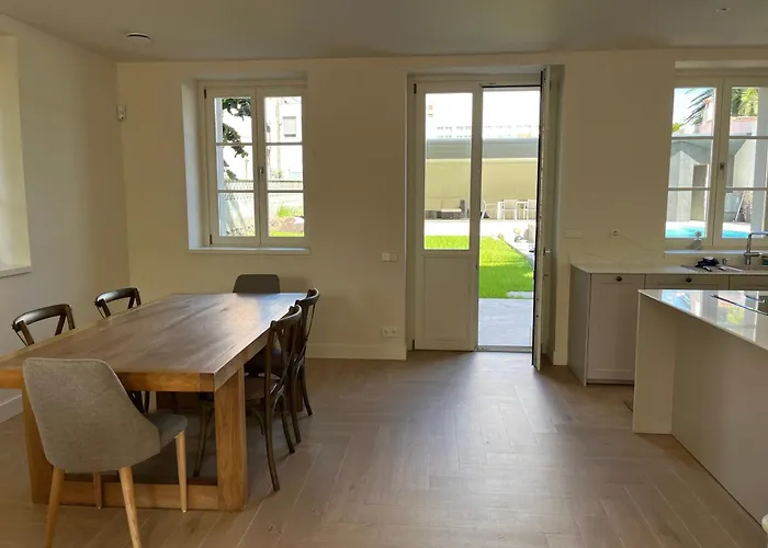 Appartement Espectacular Casa En By Bebalmy