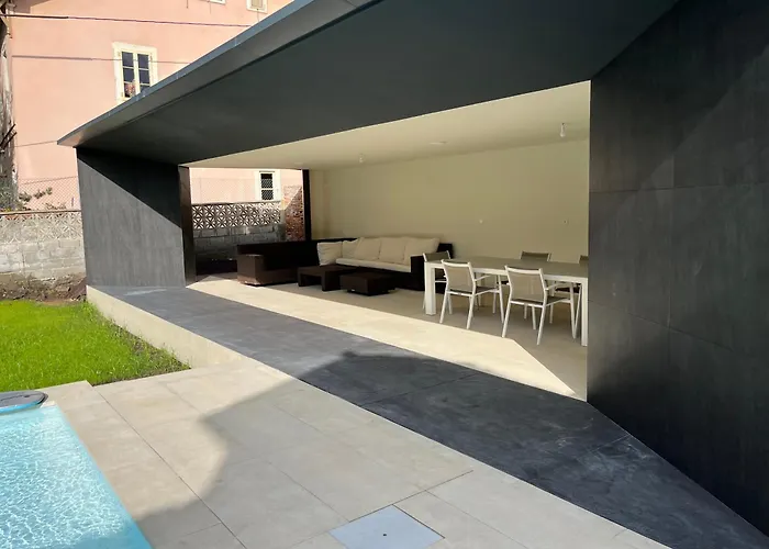 Appartement Espectacular Casa En By Bebalmy